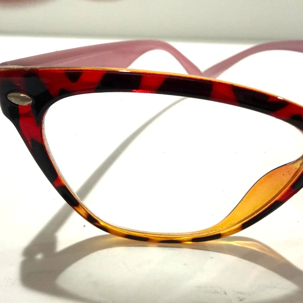 Zenni Cat Eye‎ Eyeglass Frames Tortoiseshell Pink Arms No Lenses